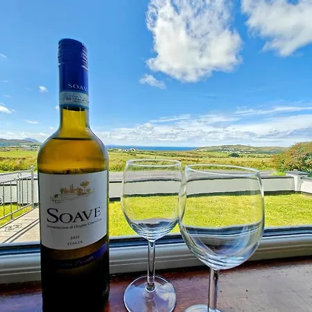 Casa de Férias Teach Róisin-traditional Irish In Head. *