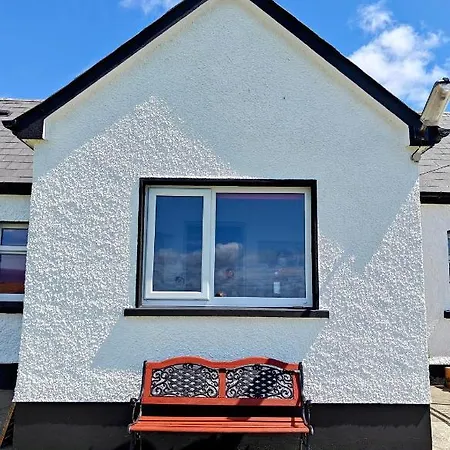 Teach Róisin-traditional Irish In Head. Casa de Férias