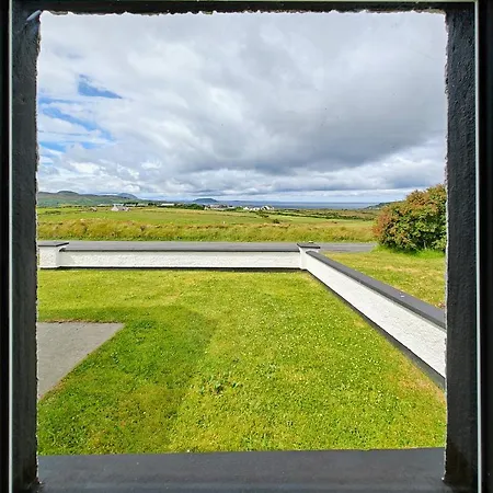 Casa de Férias Teach Róisin-traditional Irish In Head.