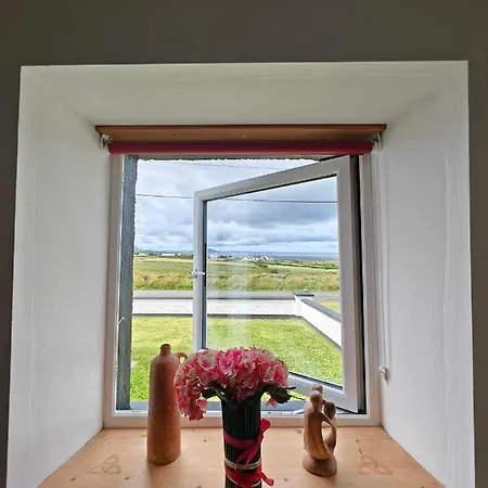 Hébergement de vacances Teach Roisin-traditional Irish In Head. *