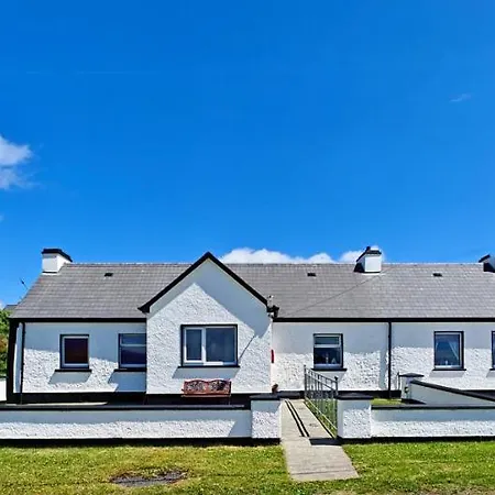 Teach Róisin-traditional Irish In Head. Casa de Férias *